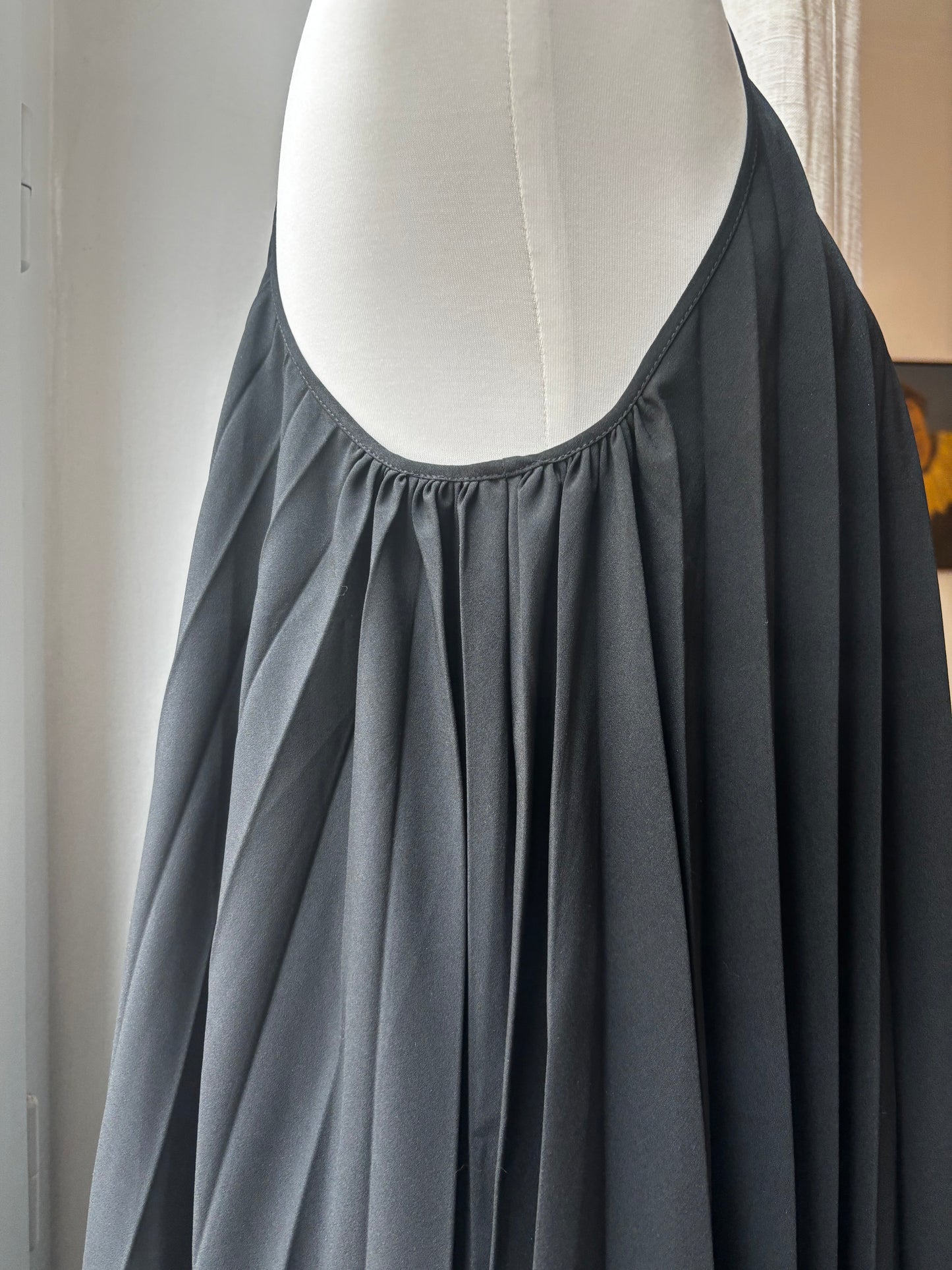 Maison Kitsune pleated sleeveless dress