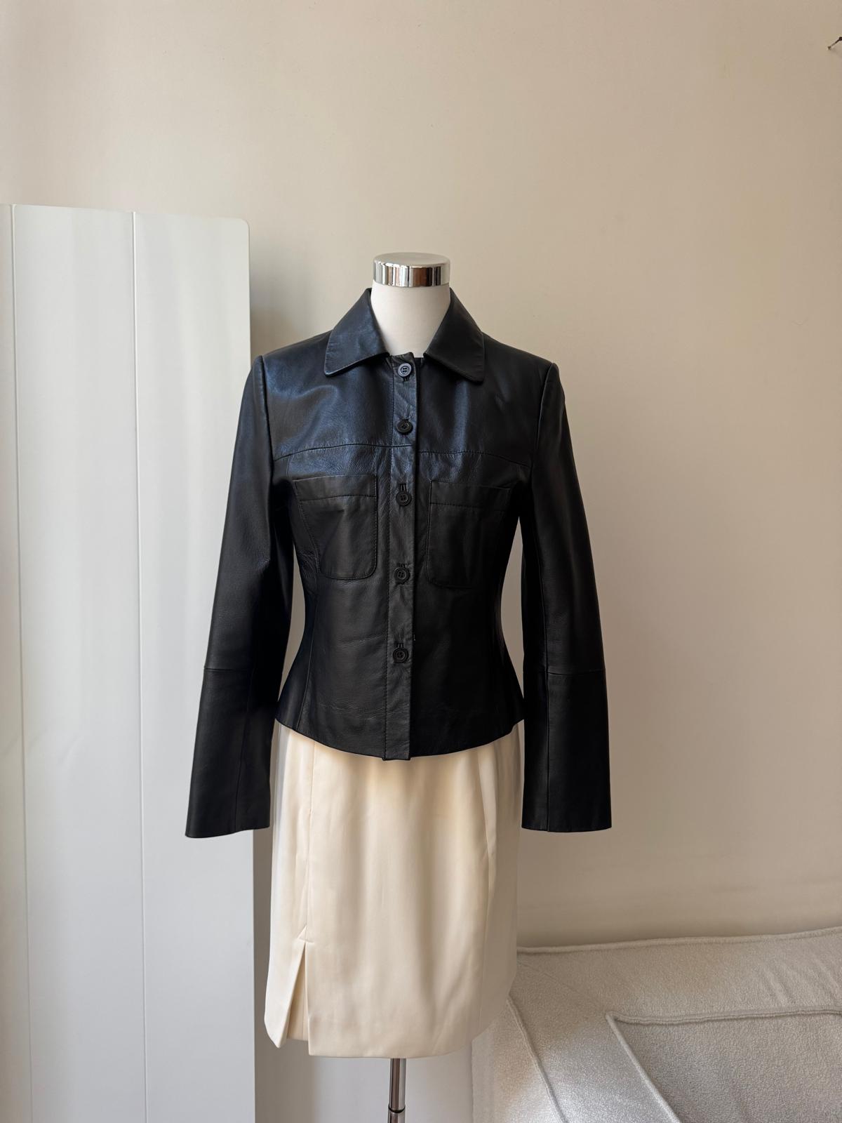 Fitted leather jacket