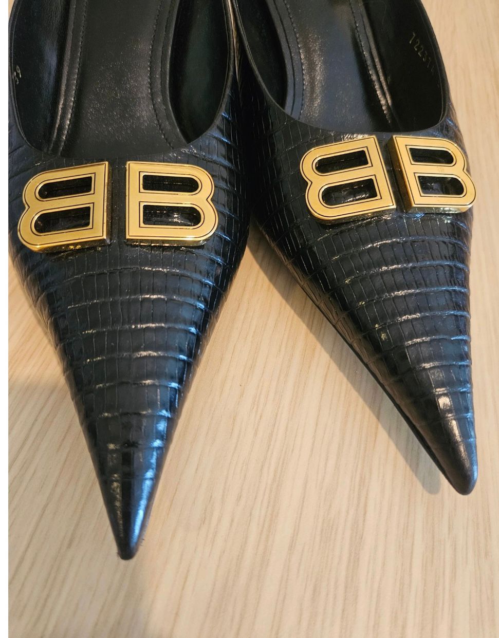 Balenciaga knife mule